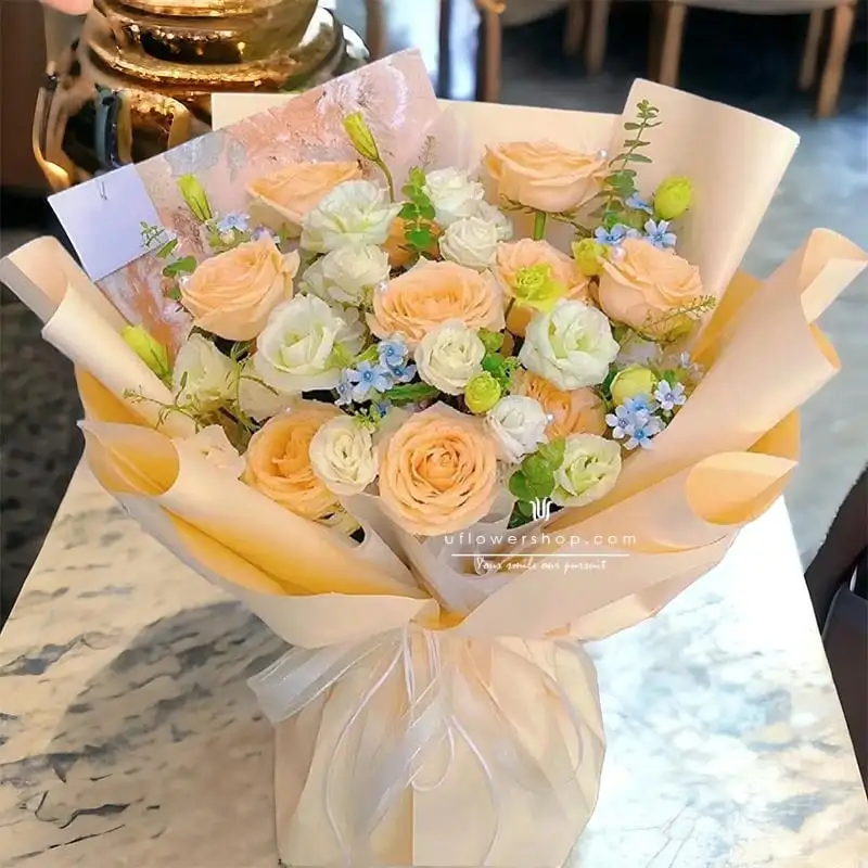 Soft Champagne Bouquet